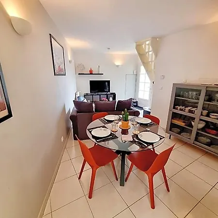 Ξενοδοχείο Coquette Maison De Calme Avec Patio